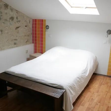 Le Petit Mas D'ile فندق مبيت وإفطار