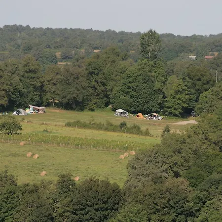 فندق مبيت وإفطار Le Petit Mas D'ile Saint-Germain-de-Confolens