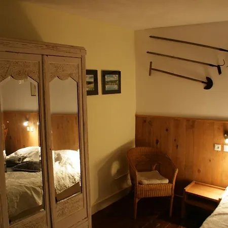 فندق مبيت وإفطار Le Petit Mas D'ile