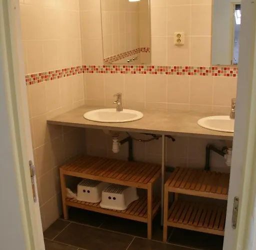 Le Petit Mas D'ile Bed & Breakfast *